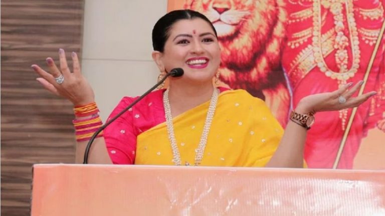 काजल हिंदुस्तानी ने मुस्लिमों की भावनाओं को कैसे किया ‘आहत’, जानिए FIR में क्या-क्या कहा गया है: गुजरात पुलिस ने किया था गिरफ्तार