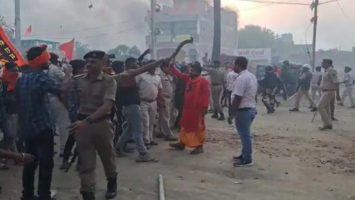 नालंदा में शोभायात्रा पर हमला