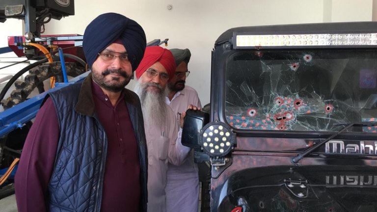 सिद्धू मूसेवाला के परिजनों से मिले नवजोत सिंह सिद्धू, गाड़ियों का दिखा लंबा काफिला: जेल से निकलते ही एक्टिव, कर्नाटक भेज सकती है पार्टी