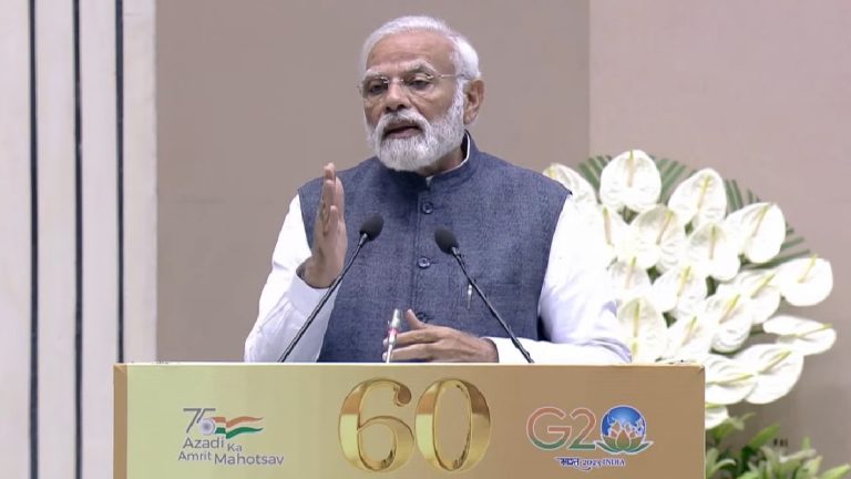 ‘एक भी भ्रष्टाचारी बचना नहीं चाहिए’: CBI की डायमंड जुबली पर PM मोदी का साफ़ सन्देश, कहा – मुझे पता है आप जिनके खिलाफ एक्शन ले रहे, वो बहुत ताकतवर लोग हैं