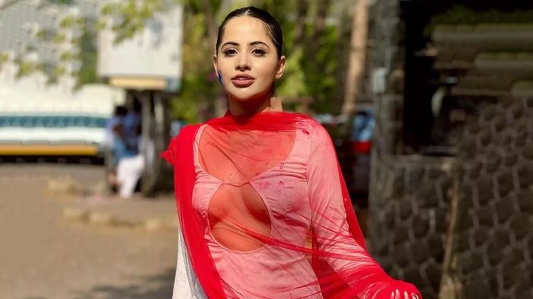 ‘अब्बा पोर्न स्टार कह कर मारते थे, अश्लील साइट पर अपलोड कर दी गई थी फोटो’: उर्फी जावेद ने की थी आत्महत्या की कोशिश, प्रताड़ना के बाद छोड़ दिया घर