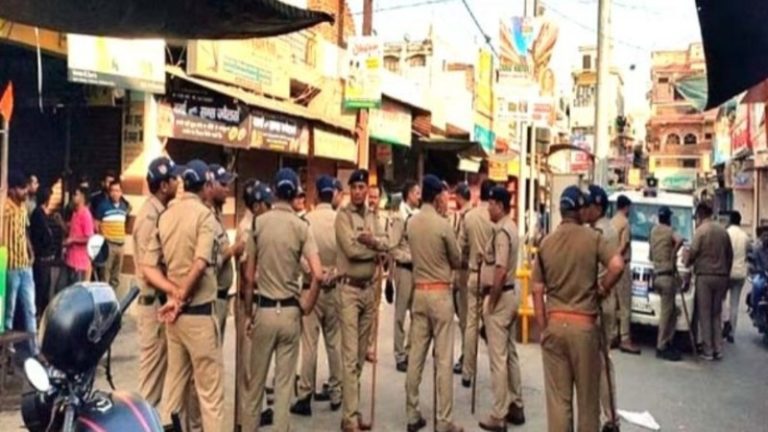 हाथ में डंडे लेकर ईद पर बिना अनुमति निकाला जुलूस, हिन्दुओं ने रोका तो किया बवाल: हरिद्वार पुलिस ने गुलशाद, एहतेशाम समेत 50+ पर की FIR