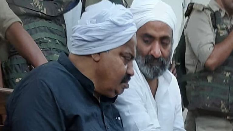 दाऊद इब्राहिम की D-कंपनी से आते थे अतीक के हथियार, असद-गुलाम को छिपाने में अंडरवर्ल्ड डॉन का हाथ: मुख्तार अंसारी के जरिए जुड़ा कनेक्शन