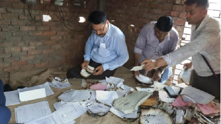 बंगाल में बड़ी मात्रा में जला डाले गए दस्तावेज, बिहार के मामले से संबंधित निकले कागजात: CBI ने मौके पर पहुँच कर की छानबीन, रसीद से लेकर बैंक चेक तक शामिल