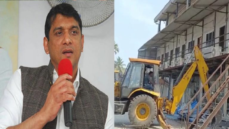 मुंबई में जहाँ हुई ‘रामसेतु’ और ‘आदिपुरुष’ की शूटिंग, ₹1000 करोड़ के उस स्टूडियो पर BMC का बुलडोजर चलाः पूर्व मंत्री असलम शेख ने किया था अवैध निर्माण