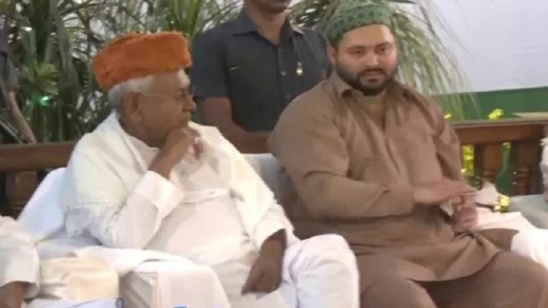 ‘रामनवनी पर हिंसा, रमजान में इफ्तार’ : CM नीतीश से हिंदुओं के सवाल, राबड़ी देवी के घर हुई ‘पार्टी’ की तस्वीर सामने आई