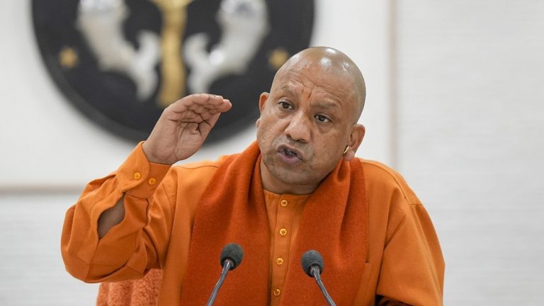 ‘नो कर्फ्यू, नो दंगा, यूपी में सब चंगा’: सहारनपुर से CM योगी ने फूँका निकाय चुनाव का बिगुल, कहा- अब माफिया की मौत पर आँसू बहाने वाला भी नहीं मिलता