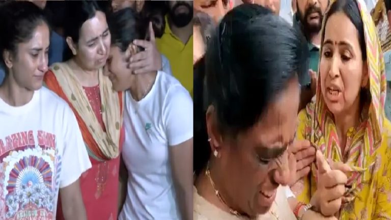 जिसे लोग समझ रहे थे पहलवानों की माँ, वो निकली प्रोफेशनल ‘आंदोलनजीवी’: PT उषा के साथ की बदसलूकी, OROP से लेकर ‘किसान आंदोलन’ तक का बनी हिस्सा