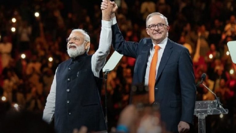 ‘PM मोदी बॉस हैं, रॉकस्टार का भी नहीं हुआ ऐसा स्वागत’: सिडनी के कार्यक्रम में बोले ऑस्ट्रेलियाई PM, गूँजा वैदिक मंत्रोच्चार