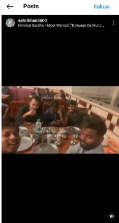 कलावा पहने साहिल की तस्वीर