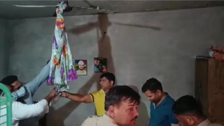 शौहर ने ब्लेड से काटी नाक, फिर बेटी की हत्या कर खुद भी फाँसी पर झूलाः दावा- कई लोगों से थे बीवी के अवैध संबंध, कानपुर की घटना