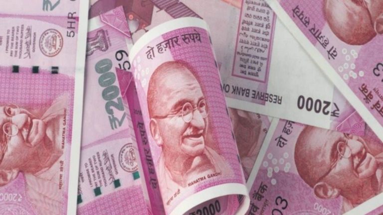 ₹2000 के नोट बदलने के लिए नहीं भरना होगा कोई फॉर्म, ID की भी नहीं होगी जरूरत: SBI ने जारी की गाइडलाइंस, देखें आपके सारे सवालों के जवाब