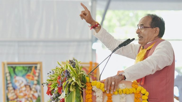 हिंदुओं के मंदिर, हिंदुओं का ही कंट्रोल: मध्य प्रदेश में शिवराज सरकार का ऐतिहासिक फैसला, कैबिनेट की लगी मुहर