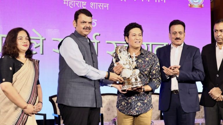 महाराष्ट्र सरकार से सचिन तेंदुलकर का समझौता, बने ‘स्माइल एंबेसडर’: जानिए क्या है स्वच्छ मुख अभियान
