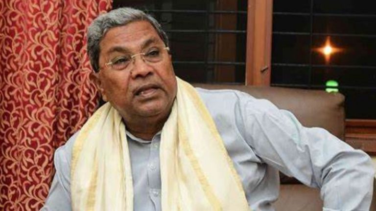 कर्नाटक में कॉन्ग्रेस सरकार रद्द करेगी धर्मांतरण विरोधी कानून: कैबिनट बैठक में हुआ फैसला, किताबों से हेडगेवार-सावरकर के चैप्टर भी हटाए जाएँगे