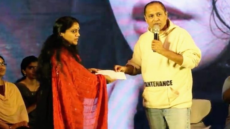 द केरल स्टोरी ने ‘आर्ष विद्या समाजम’ को दिए ₹51 लाख, लव जिहाद पीड़िताओं का सहारा बनकर उभरी है संस्था: सारे संसार में सनातन की ज्योति फैलाना है लक्ष्य