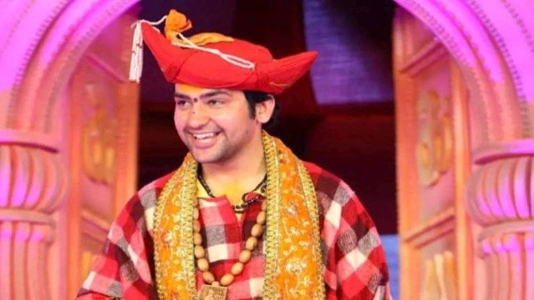 बागेश्वर धाम में हथियार लेकर घुसा रज्जन खान, पुलिस को देखते ही परिक्रमा पथ से अंदर भागा: पंडित धीरेंद्र कृष्ण शास्त्री की सुरक्षा बढ़ाई गई