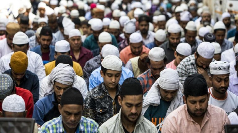 पश्चिम बंगाल में बड़े पैमाने पर हिंदुओं का धर्मांतरण, OBC लिस्ट में मुस्लिम जातियों का दबदबा, बांग्लादेशी-रोहिंग्या भी उठा रहे फायदा: NCBC अध्यक्ष का खुलासा