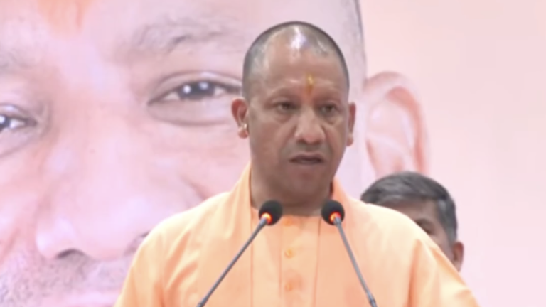 ‘मौसम की तरह यूपी के माफिया भी ठंडे पड़ गए’: CM योगी ने नोएडा को दी ₹1700 करोड़ की 124 परियोजनाओं की सौगात, बोले – संस्कृति पर हो रहा डिजिटल अटैक