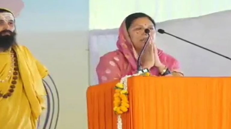 हिन्दू एक होंगे तभी हिन्दू राष्ट्र बनेगा: कॉन्ग्रेस ने अपनी ही महिला MLA के बयान से किया किनारा, भाजपा ने ‘पाखंड’ बताया