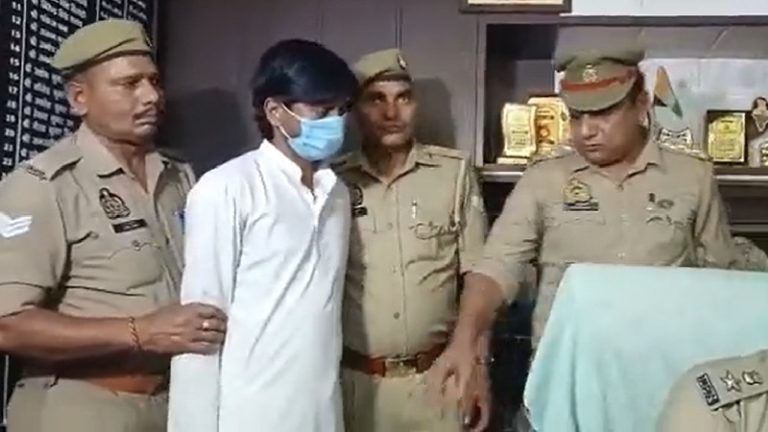 ऑनलाइन गेम हारने वाले हिन्दू बच्चों को पढ़वाते थे कुरान की आयतें, सुनाते थे ज़ाकिर नाइक की तकरीरें: यूपी में मौलवी गिरफ्तार, 3 स्टेप में ऐसे होता था इस्लामी धर्मांतरण