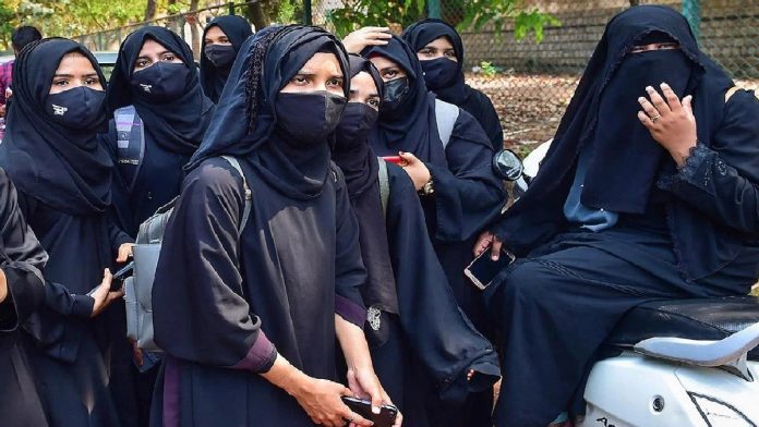 तेलंगाना हैदराबाद बुर्का विवाद
