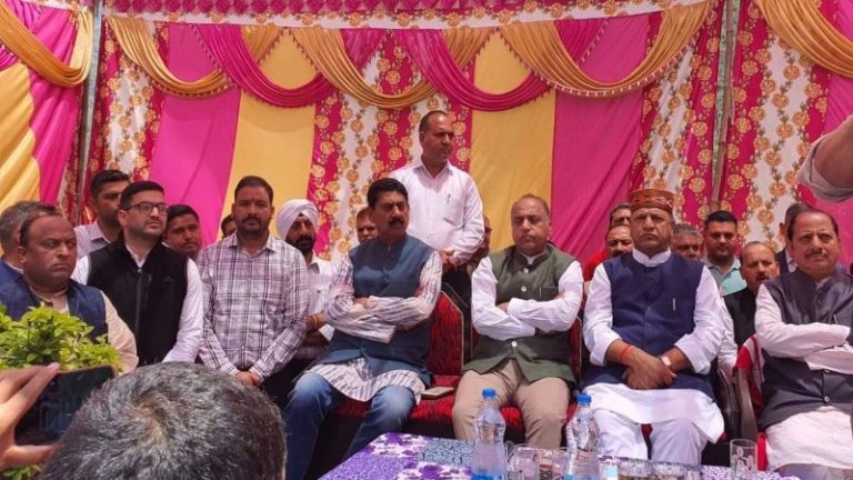दलित की हत्या करने वाला शरीफ निकला आतंकी, ₹2 करोड़ बैलेंस और 100 बीघा पर कब्ज़ा: मृतक के परिवार को BJP देगी ₹5 लाख, पालतू खच्चरों ने खोला था राज़