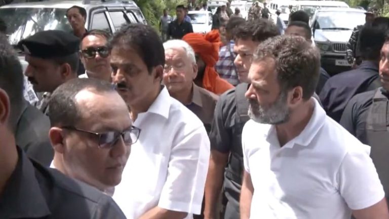 मणिपुर में राहुल गाँधी के खिलाफ लगे नारे: AMSU बोली- राज्य की मौजूदा हालात के लिए कॉन्ग्रेस दोषी, BJP बोली- अब चिंगारी लगाने से बचें पूर्व सांसद