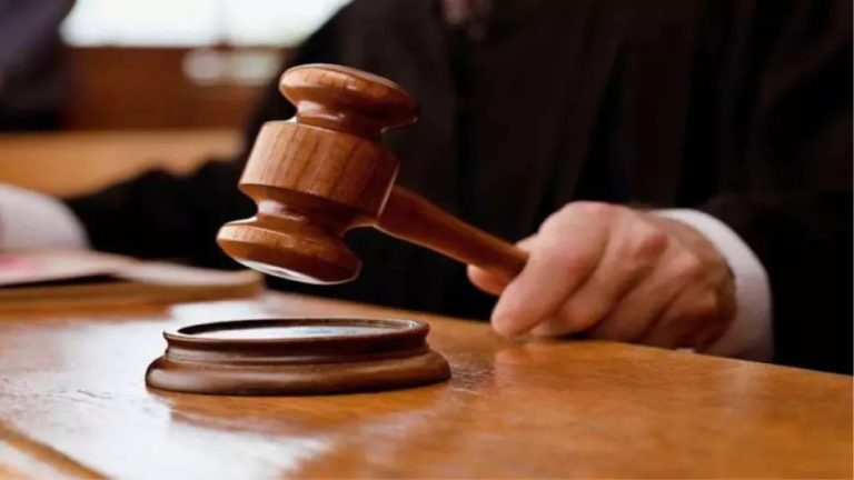 ‘तुम्हारा फिगर बढ़िया है, डेट पर चलोगी?’ – महिला को ये कहना यौन उत्पीड़न, मुंबई की अदालत ने ख़ारिज की जमानत अर्जी
