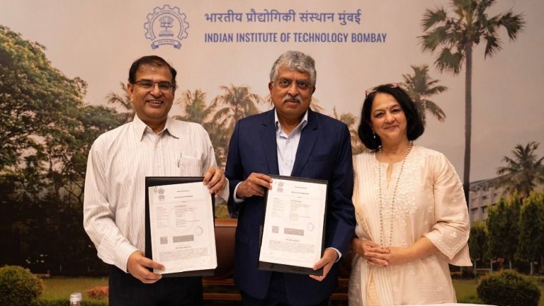 इंफोसिस चेयरमैन नंदन नीलेकणि ने IIT बॉम्बे को दान किए ₹315 करोड़, पहले भी दे चुके हैं ₹85 करोड़: बोले डायरेक्टर – संस्थान के विकास को मिलेगी गति