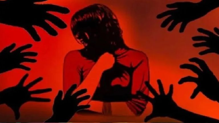 मंदिर जा रही 60 साल की महिला को ऑटो ड्राइवर ने किया किडनैप, जंगल में साथी के साथ मिलकर रेप; मरा समझ छोड़कर भाग गए