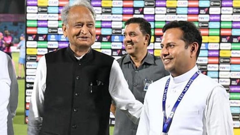 राजस्थान के बर्खास्त मंत्री की ‘लाल डायरी’ में CM अशोक गहलोत के बेटे का नाम, दावा – विधायकों की खरीद-फरोख्त और क्रिकेट चुनाव का पूरा हिसाब-किताब है दर्ज
