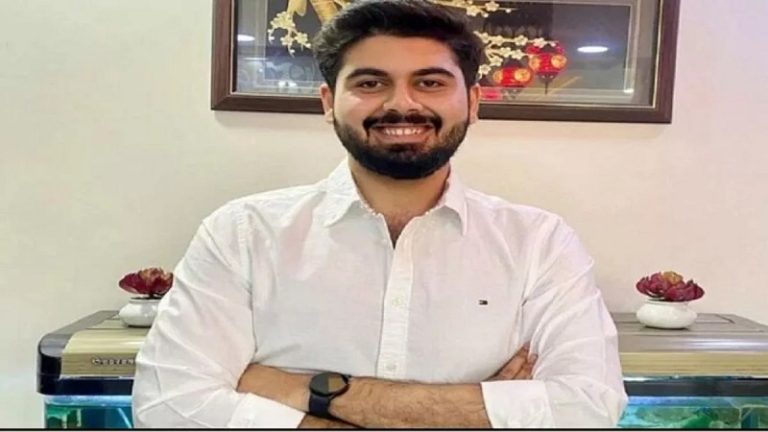 रेस्ट करने के लिए बैठा और अचानक पीछे गिर गया… ट्रेडमिल में दौड़ रहा था करंट, इंजीनियर की मौत: दिल्ली के जिम की घटना