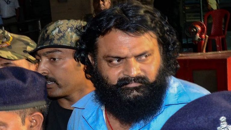 20 साल का आतंक, 102 मामले, 24 बैंक खाते, करोड़ों का अवैध निवेश… नक्सली की दोनों पत्नियों से पूछताछ करेगा ED, कई फर्जी कंपनियों का खुलासा