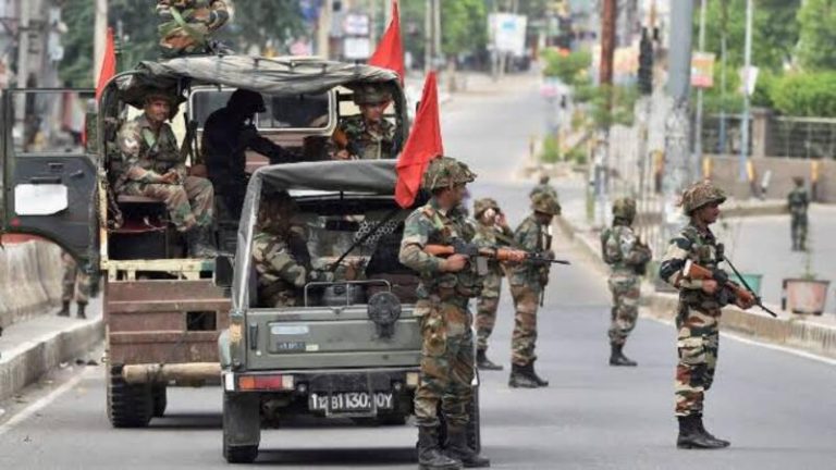 म्यांमार से घुसे 11 लोग मणिपुर में पकड़े गए, हिंसा प्रभावित चुराचांदपुर के जिला अस्पताल में करा रहे थे बम और गोली के घाव का इलाज