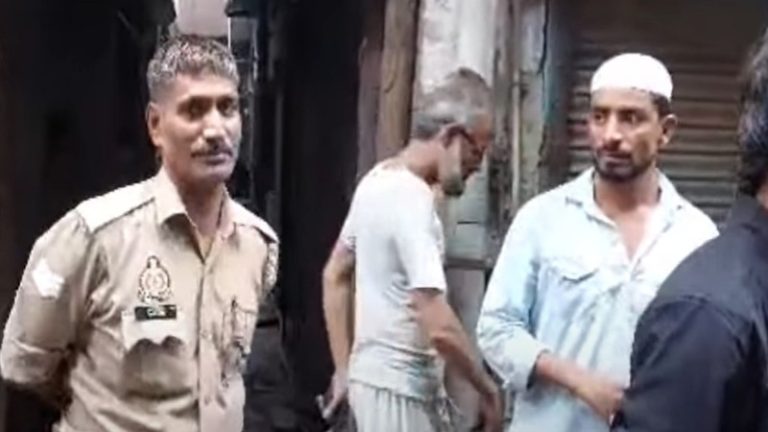 हिन्दू लड़की से शादी करने जा रहा था आमिर अली, बीवी ने ही पहुँचवा दिया जेल: पूरा परिवार करता था मारपीट और गाली-गलौज, 3 बार कराया गर्भपात