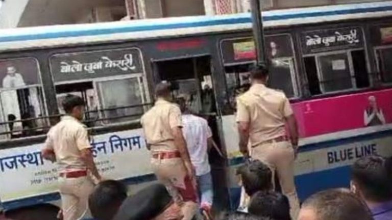 आँखों में झोंकी लाल मिर्च और गोलियों से भून डाला: BJP नेता की हत्या करने वाले गैंगस्टर की पुलिस कस्टडी में हत्या, राजस्थान में टोल प्लाजा के पास वारदात