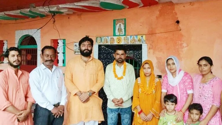 शानम खातून घर-वापसी कर बनी शालिनी, हिन्दू युवक को चुना जीवनसाथी: परिजनों ने प्रेमी का कर लिया था अपहरण, बोलीं – मुझे कट्टरपंथी सोच वालों से परेशानी