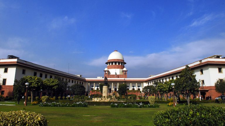 ‘आरोपित को है चुप रहने का अधिकार, बोलने के लिए नहीं बना सकते दबाव’: सुप्रीम कोर्ट की टिप्पणी, कहा – चुप रहने का मतलब जाँच में असहयोग नहीं