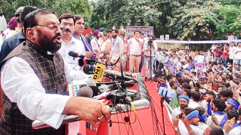 ‘बद्रीनाथ बौद्ध मठ था, तोड़ कर बनाया गया मंदिर’: ज्ञानवापी पर ASI सर्वे से भड़के सपा नेता स्वामी प्रसाद मौर्या, बोले – मिर्ची लगी न…