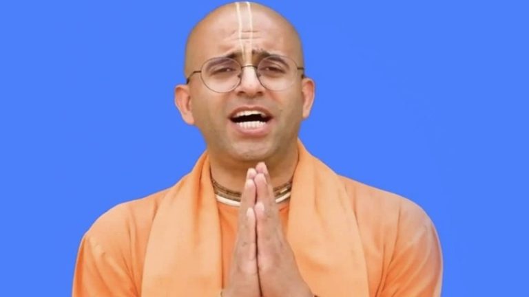जिनसे मनोज मुंतशिर ने चुराया ‘आदिपुरुष’ का घी-बत्ती-तेल वाला डायलॉग, उन्हें इस्कॉन ने किया निलंबित: इंजीनियर और मैनेजर रह चुके हैं अमोघ लीला दास