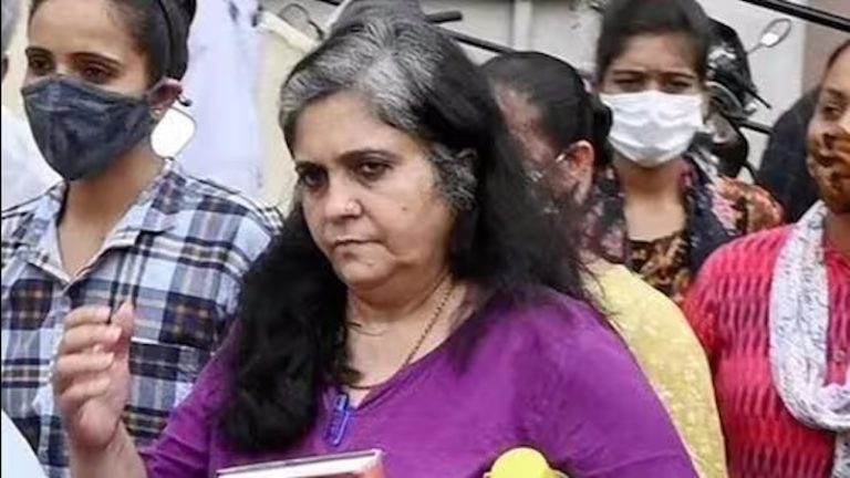 2 बार बैठी सुप्रीम कोर्ट, रात में दिया तीस्ता सीतलवाड़ को जमानत: ‘पद्मश्री’ के लिए पीड़ितों का इस्तेमाल, BBC का पत्रकार भी साजिश का साथी