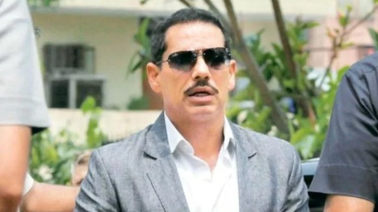 रॉबर्ट वाड्रा की कंपनी से जुड़े दस्तावेज बाढ़ में बर्बाद हो गए, हरियाणा पुलिस की SIT को यूनियन बैंक का जवाब: DLF लैंड डील की कर रही है जाँच