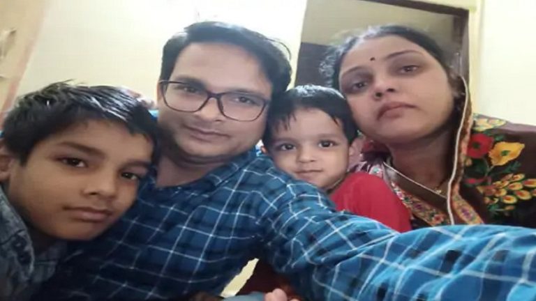 पहले 3 और 9 साल के बेटों को पिलाया जहर, फिर फंदे से झूल गए पति-पत्नी: एक और परिवार लोन ऐप और ऑनलाइन जॉब से उजड़ गया
