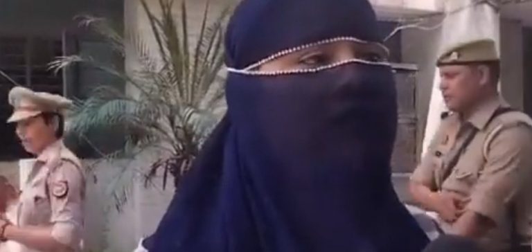 इंस्टाग्राम पर फँसाया, मेरठ में बुलाया: BSP के पूर्व सांसद शाहिद अख़लाक़ के बेटे दानिश ने लड़की से किया रेप, पीड़िता बोली- और भी हिंदू लड़कियों को फँसा रखा है
