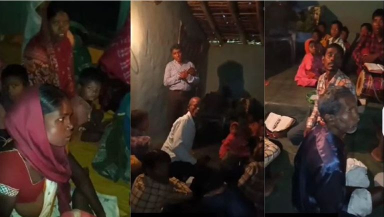 ‘केस वापस लो, वरना…’: छत्तीसगढ़ के ग्रामीण इलाके में ‘प्रार्थना सभा’ के नाम पर ईसाई धर्मांतरण का खेल, वीडियो में देखें कैसे फँसाए जा रहे ग्रामीण