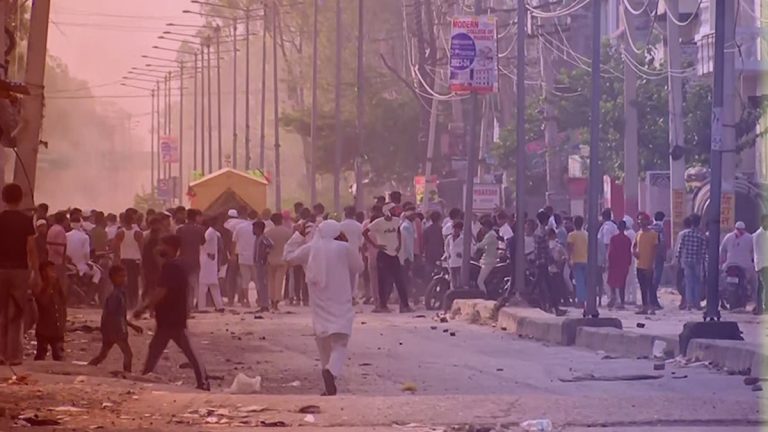 ‘मौत को करीब से देखा, भगवान का नाम जपने लगे’: नूहं हिंसा पर पुजारी ने कहा- हिंदुओं का सफाया करना चाहते थे हमलावर, ऐसा फिल्मों में ही देखा था
