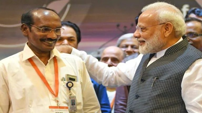मोदी सरकार ने दिए ₹12543 करोड़, 389 विदेशी सैटेलाइट लॉन्च कर ₹3300 करोड़ कमाए भी: जानिए UPA जमाने के मुकाबले कैसे अंतरिक्ष पर बदला भारत का फोकस