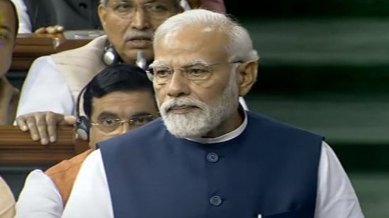 अब यूँ ही नहीं कोई संपत्ति बन जाएगी वक्फ की, एक नहीं बल्कि 2 बिल लेकर आ रही है मोदी सरकार: बोर्ड और परिषद में गैर-मुस्लिम भी होंगे