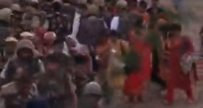 मेवात में फँसी हजारों हिंदू महिलाओं को पुलिस ने निकाला: जलाभिषेक यात्रा पर कट्टरपंथी मुस्लिमों के हमले के बाद इंटरनेट बंद, धारा 144 लागू